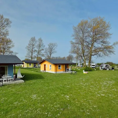 Knaus Camping- Und Ferienhauspark Rugen Altenkirchen (Mecklenburg-Vorpommern)