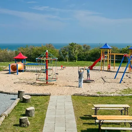 Knaus Camping- Und Ferienhauspark Ruegen *